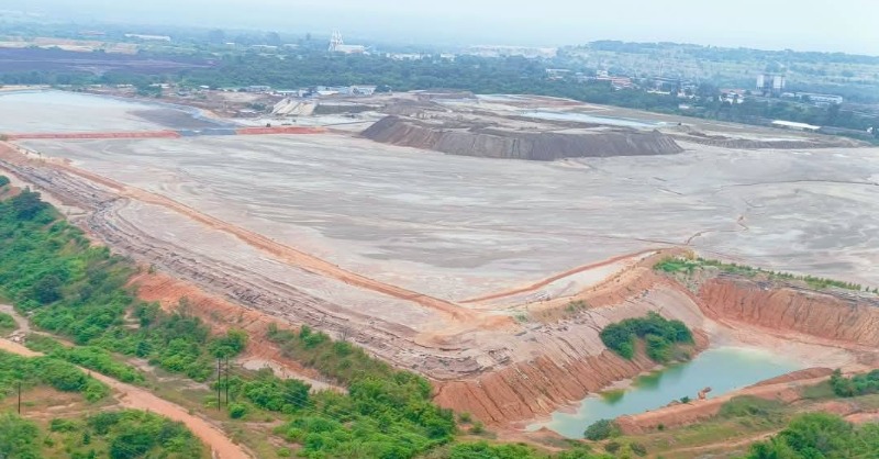 ADFmagazine's tweet photo. Multiple toxic spills in Zambia call attention to Chinese mining companies disregard for the country’s environmental, labor laws and respect for the health of civilians exposed to the toxic waste.