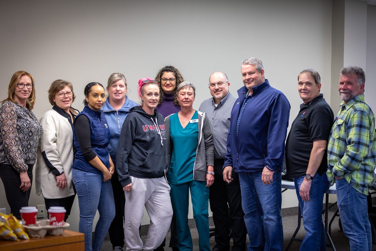 UniforTheUnion's tweet photo. At the second stop of Unifor’s Health Care and Social Services tour, Health Care Director Kellee Janzen, Ontario Regional Director Samia Hashi, and Assistant to the National Officers Kelly-Anne Orr met with frontline workers in Chatham to hear directly from those who keep our health care services running.