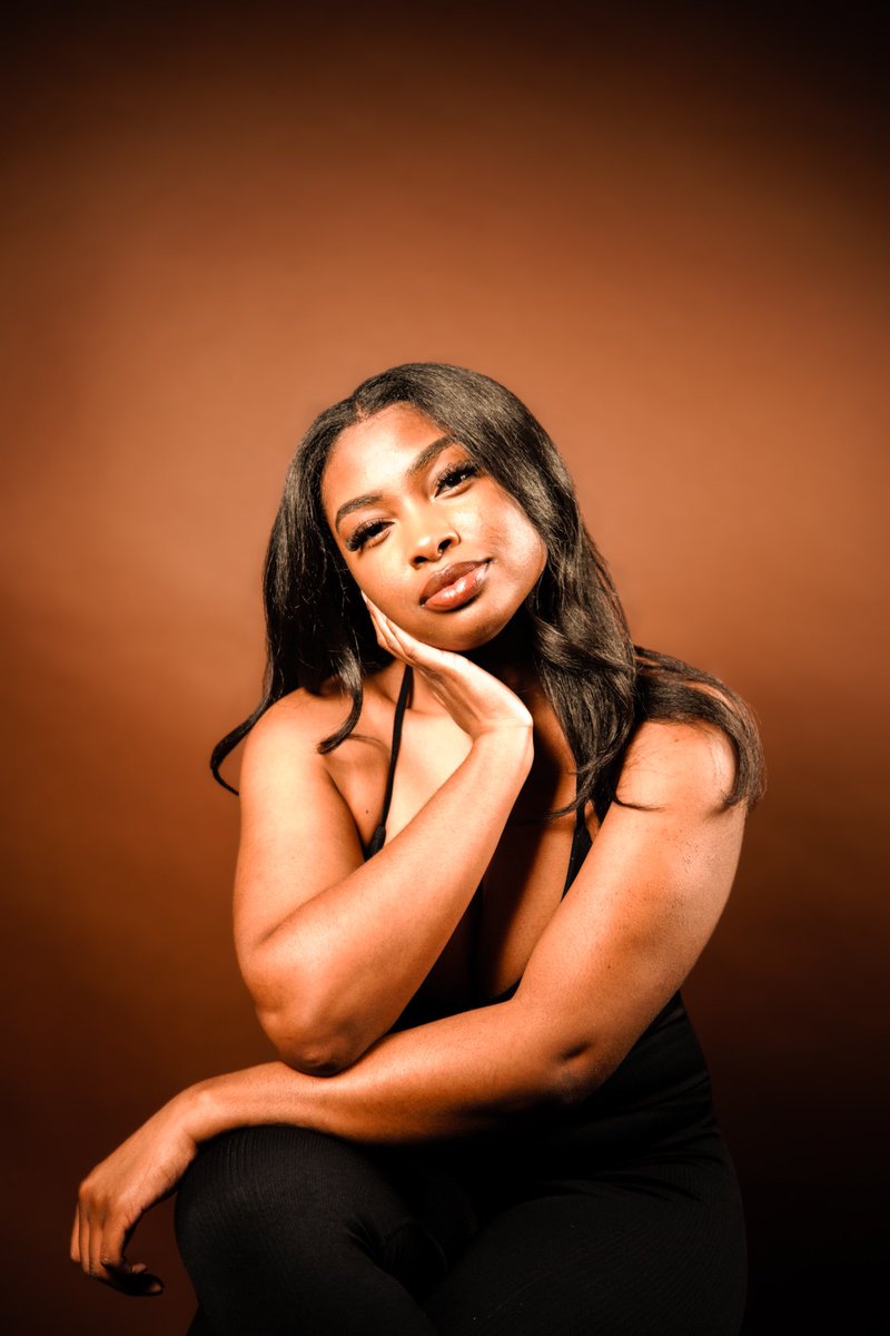 Mtrigg3_'s tweet photo. 🤎

📸 Maliq Trigg a Photographer from Lexington, Kentucky 
#photography #blackwoman https://t.co/OrXS7ynE3L