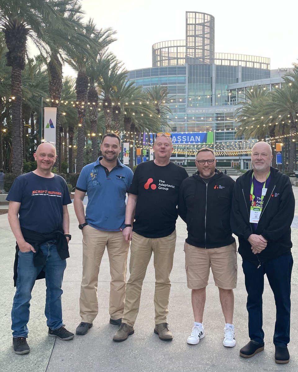 scriptrunnerhq's tweet image. Hello from sunny Anaheim! ☀️
It’s Day 1 at Atlassian #Team25, and the energy is high!
Say hi to the familiar faces from ScriptRunner — you'll find us at Booth 79.
#Team25 #ScriptRunner #AtlassianTeam25 #CommunityVibes