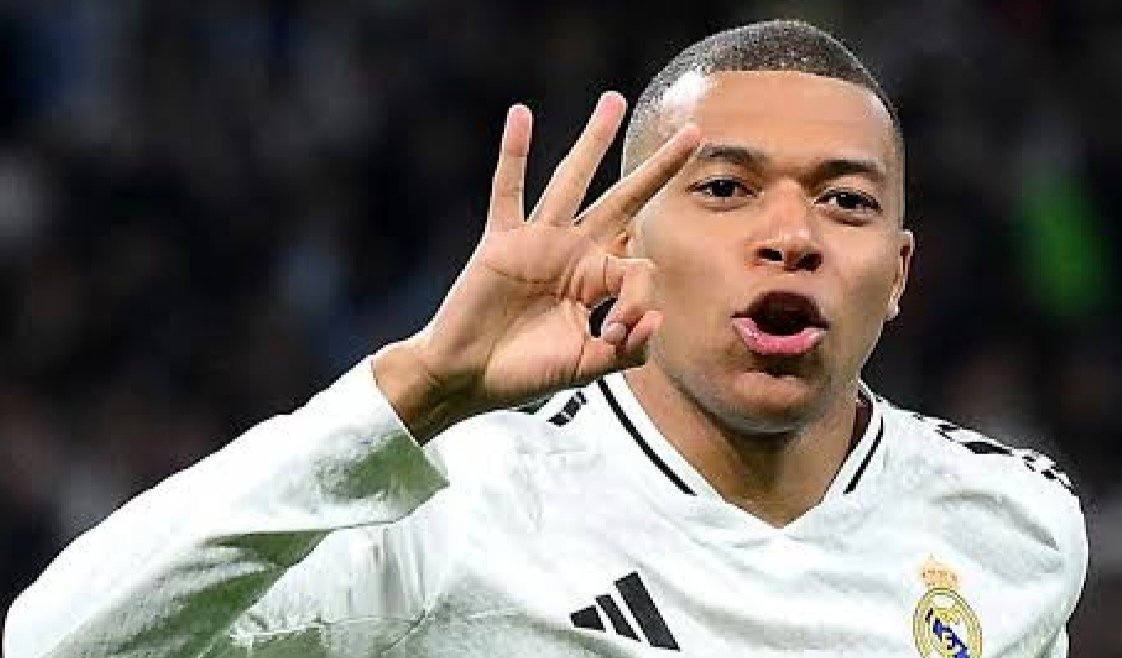 Lydie Yabeko (@lydieyabeko) on Twitter photo Voir <a href="/Mbappe/">Jean Pierre</a> jouer au #Real reste pour moi une grande peine au coeur ( #Goumin en Afrique).. C'est comme voir ton #EX fanfaronner avec une autre plus belle devant tes amis alors que toi tu ne te remets pas de votre histoire 😪 #teampsg #footballgirl #sports #ICICESTPARIS Voir <a href="/Mbappe/">Jean Pierre</a> jouer au #Real reste pour moi une grande peine au coeur ( #Goumin en Afrique).. C'est comme voir ton #EX fanfaronner avec une autre plus belle devant tes amis alors que toi tu ne te remets pas de votre histoire 😪 #teampsg #footballgirl #sports #ICICESTPARIS
