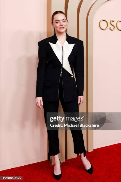 JeevesVIP's tweet photo. Emma Stone prepping for Oscar night at Beverly Hills most iconic power spot - where the McCarthy Salad meets old Hollywood glamour TheBeverlyHillsHotel https://t.co/yHmxS40Bwc