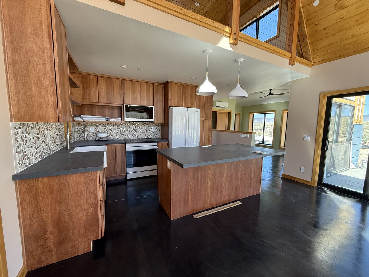 Building peoples dream homes. #Builder. #Contractor. #CustomHomes. #FineDesign. #Construction. #EasternSierra