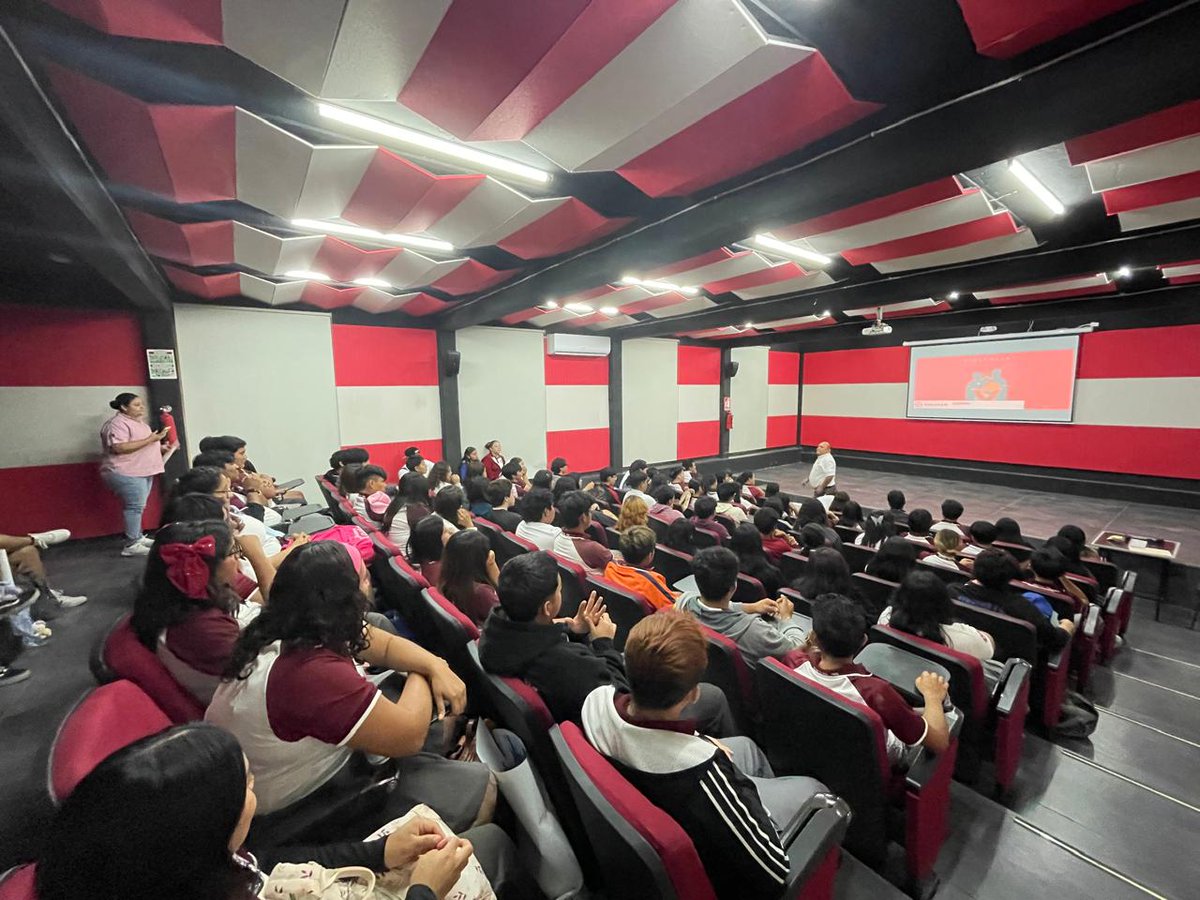 Coespoyuc's tweet photo. El Consejo Estatal de Población (COESPO) por medio del Programa Integral Protégete, impartió la plática “Prevención de la Violencia” a 128 alumnos del CBTis No. 95  de Mérida, como parte de los programas de prevención que ofrece la dependencia. 

#COESPO #RenacimientoMaya https://t.co/r7mLjHFaaS