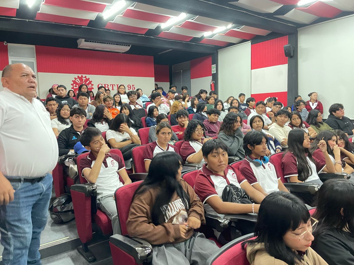 Coespoyuc's tweet photo. El Consejo Estatal de Población (COESPO) por medio del Programa Integral Protégete, impartió la plática “Prevención de la Violencia” a 128 alumnos del CBTis No. 95  de Mérida, como parte de los programas de prevención que ofrece la dependencia. 

#COESPO #RenacimientoMaya https://t.co/r7mLjHFaaS
