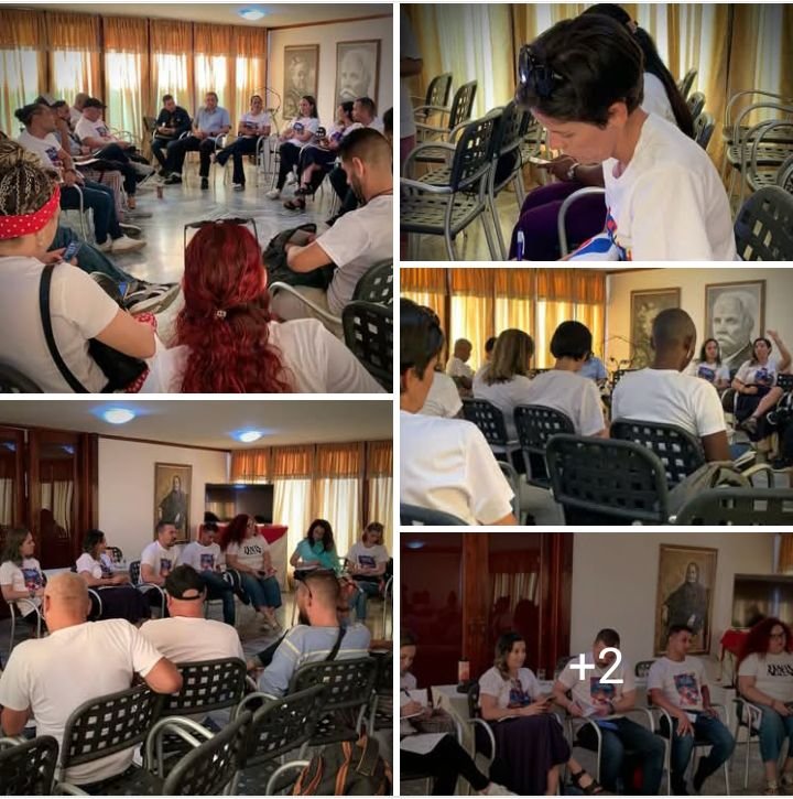 Continuamos compartiendo con ustedes 📸 del Consejo Nacional de la <a href="/ahsjovenescuba/">Asociación Hermanos Saíz</a>, que nos llegan directamente desde #Holguín.
#ElArteNosUne
#SiempreJoven
#UJCdeCuba
<a href="/MeyvisEstevezE/">Meyvis Estevez Echevarría</a>