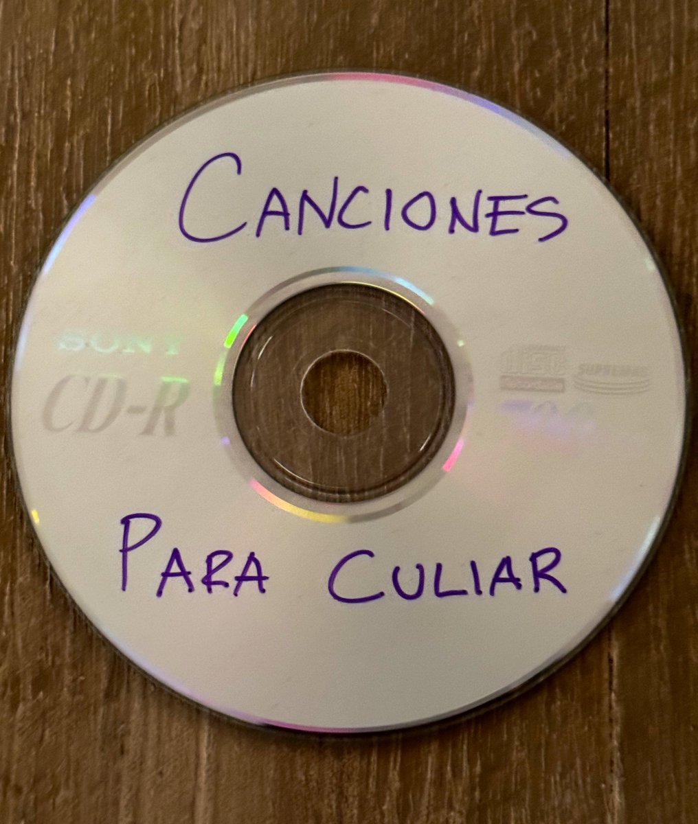 ¿Qué melodías deben venir en este CD?