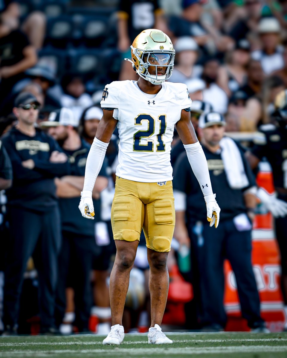CB Karson Hobbs Embraces Growth in Push for Bigger Role at Notre Dame

“I think the transformation of that to this season is just a lot of maturity, a lot of growth. Watching other people have a lot of success, I want a part of that too.”

irishsportsdaily.com/s/25345/cb-kar…