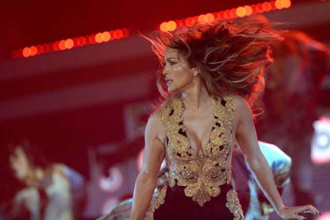 magazinciyim's tweet photo. Jennifer Lopez, Türkiye'de konser verecek.

•⁠ Antalya, 1 Temmuz
•⁠ İstanbul, 4 Temmuz https://t.co/fYXXP7wMgN
