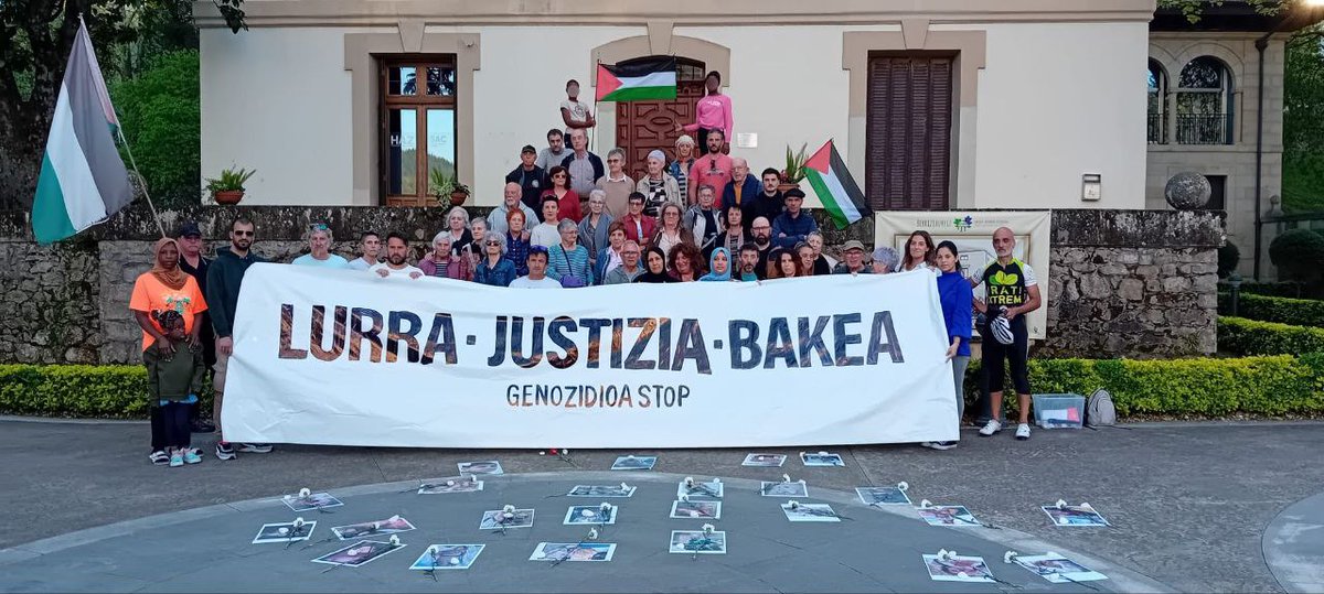 PodemosEuskadi_'s tweet photo. 🇵🇸 Errenteria, Berriz, Irun…

La protesta convocada por @GerPalesti2023 en solidaridad con Palestina y para exigir que se actúe contra Israel ha llegado a múltiples municipios vascos

No se puede hacer oídos sordos al clamor social

Paremos los pies a Israel‼️

GENOZIDIOA STOP ‼️