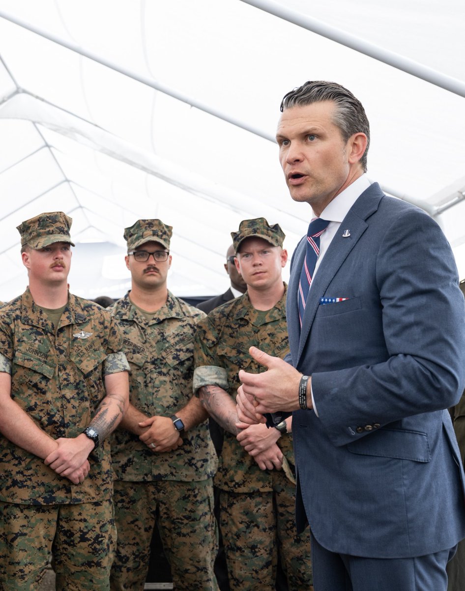 SecWar's tweet image. It’s always great to meet America’s outstanding men and women in uniform. Thank you for the risks you take, the time you give, and the sacrifices you make in service to our nation.