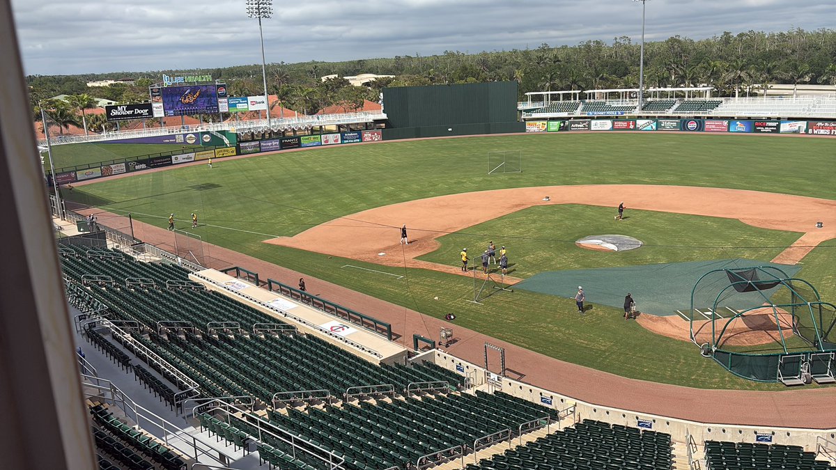 John_Martin_MM's tweet photo. @MightyMussels Home Opener tonight!!! 

Team getting ready at this moment. https://t.co/NL6VBLAHvc