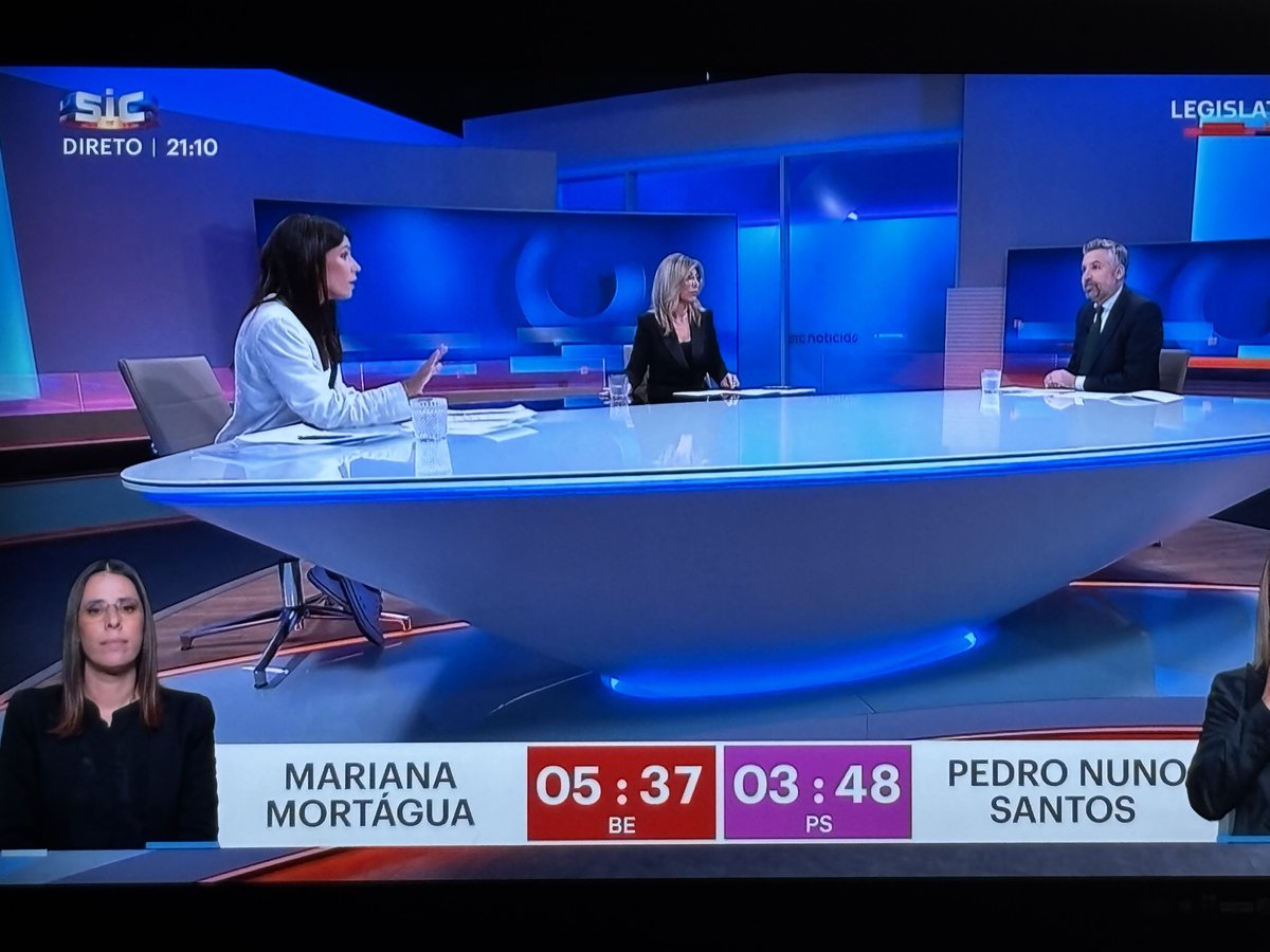 Credo! Deviam ter um castigo por serem tão maus!!! Tipo virados para a parede…