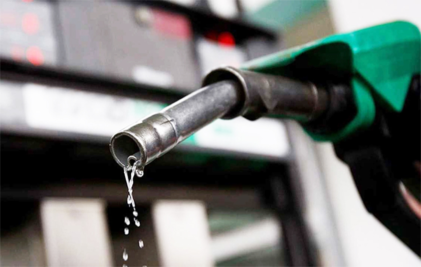 globalnews_pay's tweet photo. Breaking News 
Petrol Price: In Change of Style, Akpabio Asks Nigerians to Reduce Number of Cars They Own - THISDAYLIVE
 
•Senate Presiden...
 More details on NaijaBlogCash and see what people are saying in the comment link group section 
https://t.co/iQgqkdA4y6

#UserStatus https://t.co/a3g4W4FlrY