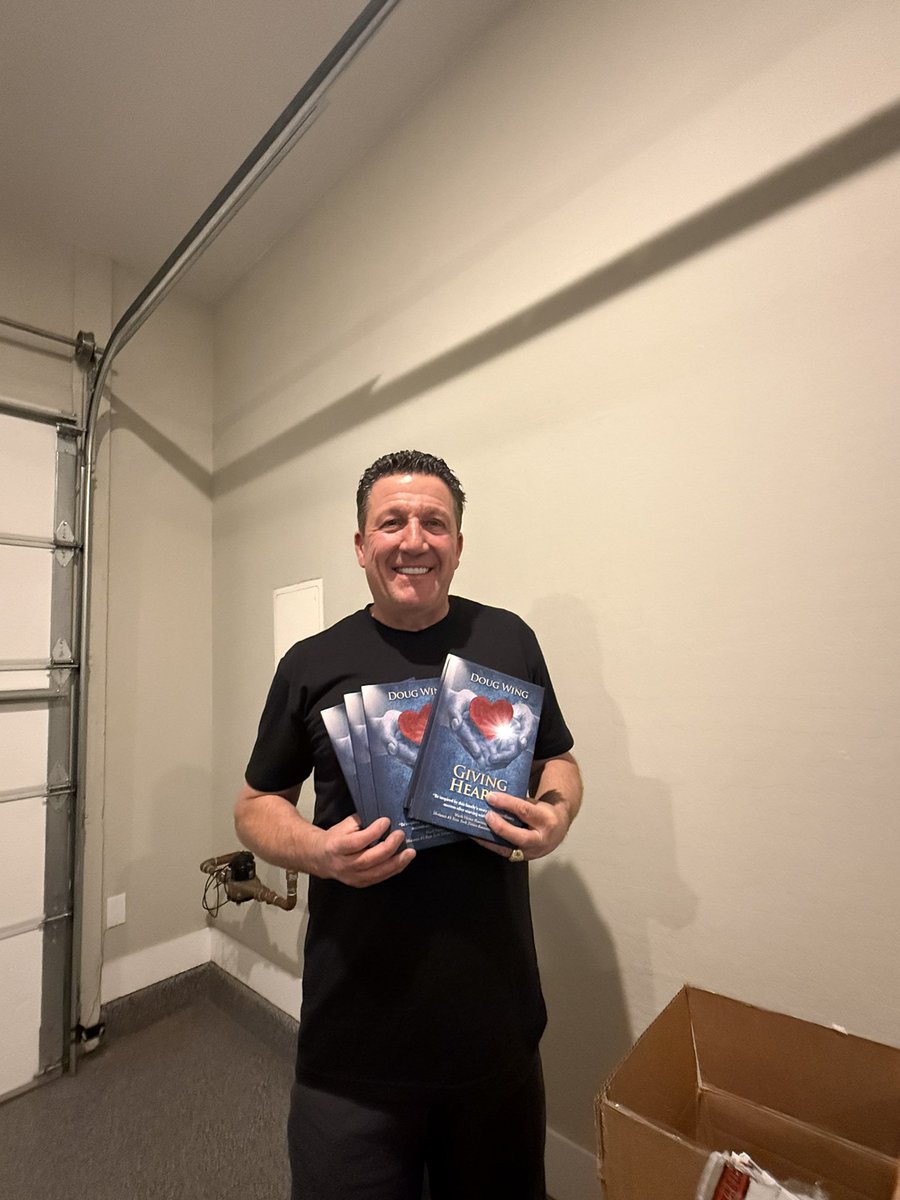 WingDoug's tweet photo. My new number one best selling book “giving hearts” have arrived here at the home office.

If you would like an autographed copy, please visit my websites to order one of those. 
Thank you very much! 

https://t.co/C1MuWIfkKa
https://t.co/f0FA9BLk9K
https://t.co/pfKq9SlT6w https://t.co/4m9V9rMcWP
