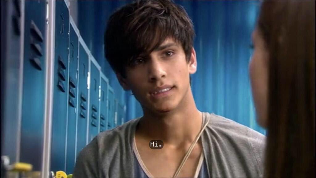 skins uk tweet media