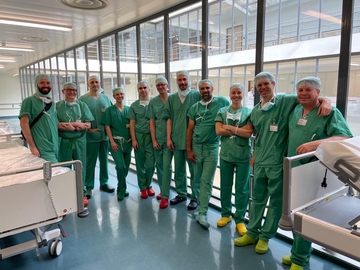 MarioMuller2's tweet photo. Heute fand unser spannender zweiter Kurs zur minimal-invasiven Leberchirurgie statt! Ein großer Dank an alle Teilnehmer und Referenten für den Austausch und die wertvollen Einblicke! 💪📚 #Leberchirurgie #MinimalInvasiv #Medizin #Kurs2025
#Vivantes
#maximalversorgen https://t.co/fpsDSptwjr