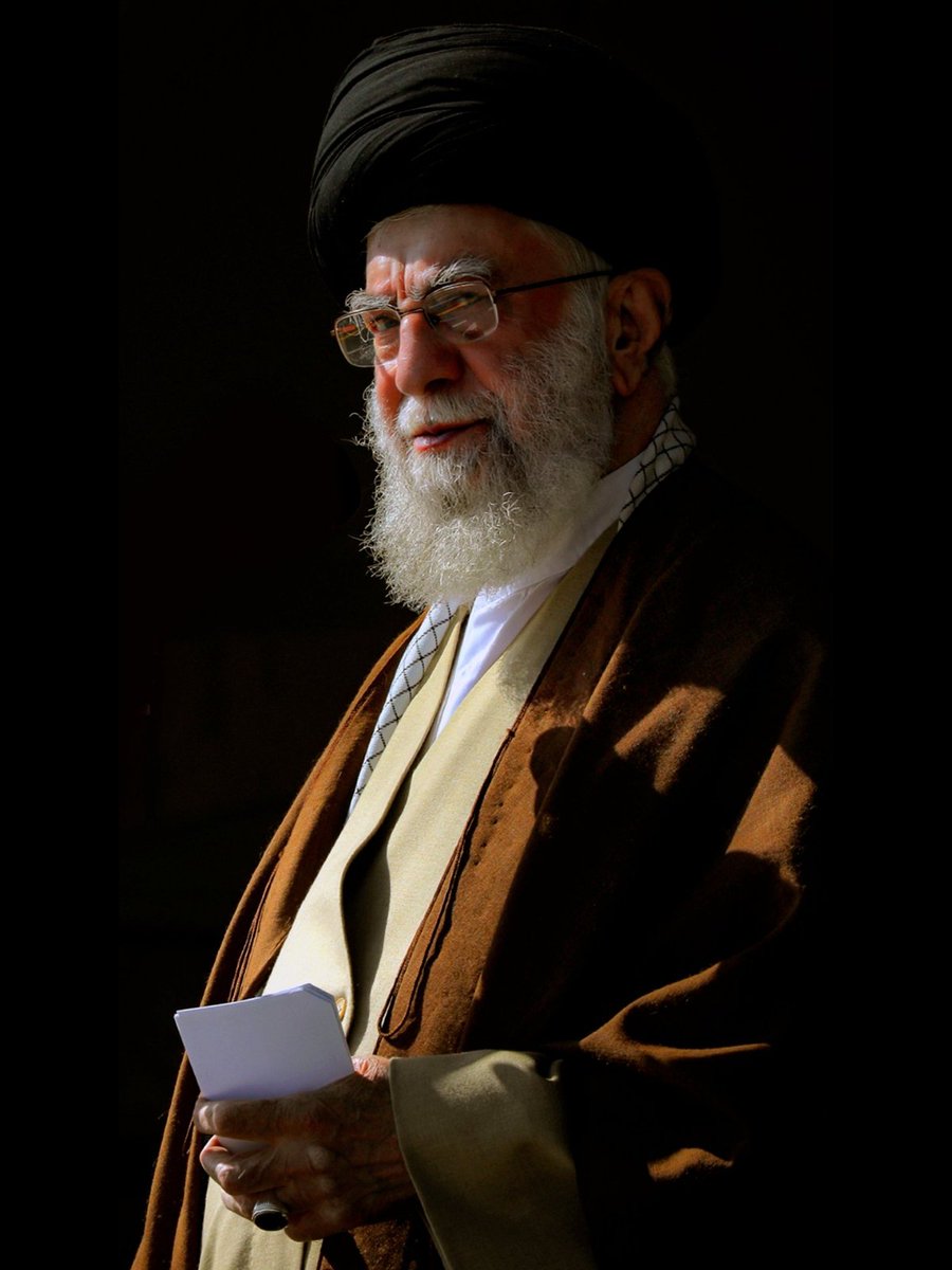 ayyarom's tweet image. مذاکره با آمریکا هوشمندانه نیست، شرافتمندانه نیست، عاقلانه نیست و هیچ تأثیری در رفع مشکلات کشور ندارد. دلیل؟ تجربه!