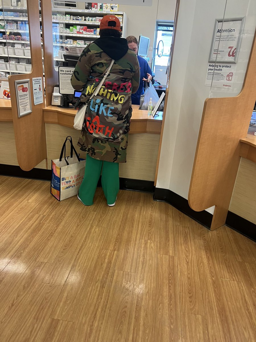 BearsFan7359's tweet photo. Someone’s ready for the @TheMasters https://t.co/dImzjnC3ey