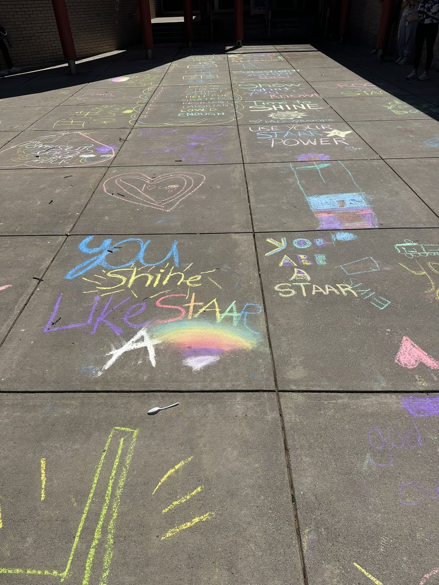 Thank you to everyone who came out to chalk our sidewalks with words of encouragement! STAAR was a success today!! ☺️☺️@TownleyTorches