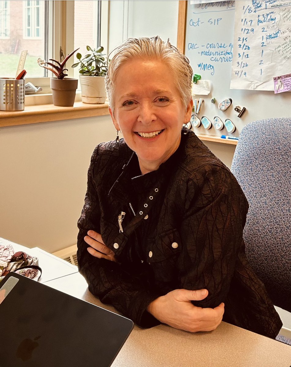 Pam_LathropNA's tweet image. We’re excited to announce Deb Holman as the permanent principal of North Andover High School! 🎉 With 31 years in education &amp;amp; a deep commitment to NAHS, she was unanimously chosen by a team of teachers, students, families &amp;amp; staff. #NAHSPride #NorthAndover