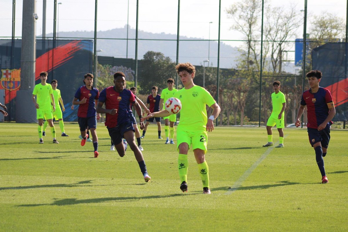 martinenc's tweet image. ⚽️ 'El Juvenil A Masculí es queda a un pas de donar la sorpresa contra el Barça'

📝 Crònica del @FCBMasia 4-2 #FCMartinenc

🔗 fcmartinenc.cat/noticies/futbo…

#SomMartinenc #futbolcat #LNJ7