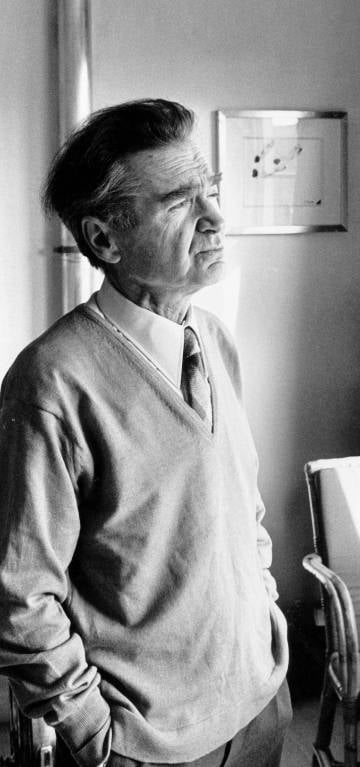 literlandweb1's tweet photo. "No son los males violentos los que nos marcan, sino los males sordos, los insistentes, los tolerables, aquellos qué forman parte de nuestra rutina y nos minan meticulosamente como el tiempo”.
En recuerdo de Emil Cioran, nacido tal día como hoy de 1911. https://t.co/lUUBBTSlP7