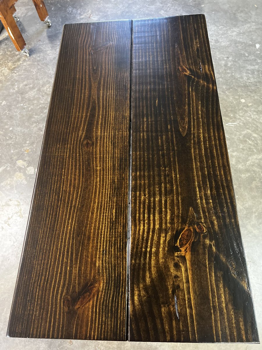 tamdrwoodworks's tweet photo. All done and ready for pick up!!!  #dewalt #entryway #table #minwax #kreg #kregjig #kregtools #kregjigproject #minwaxstain #dewalttools #dewalttough #wood #handmade #tennessee #woodfurniture #furiture #clarksville #clarksvilletn #yoga #trout #bass #allin #fishing #cocacolasign https://t.co/pOaT0qglh3