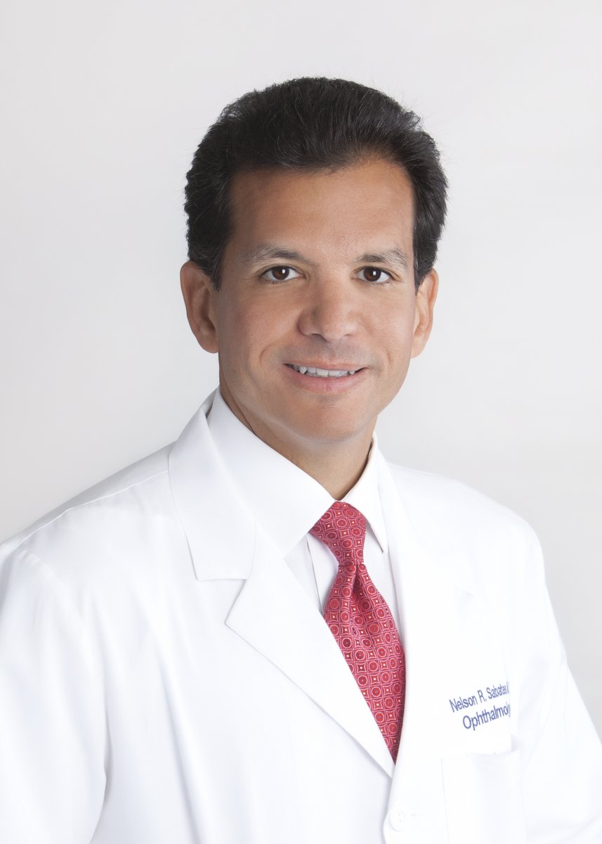 Congratulations to two UMKC School of Medicine alumni recently honored by Ingram’s magazine for their impact on healthcare and education.

Darryl Nelson (B.A. '85/M.D. '86) was named a 2025 "Hero in Healthcare" for his long-standing commitment to improving patient outcomes and