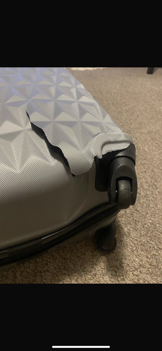 dazc42's tweet photo. Here are photos of the bag being destroyed! 
It was in perfect condition landing into the Christchurch 👍🏻 https://t.co/wSW2GDRKcN
