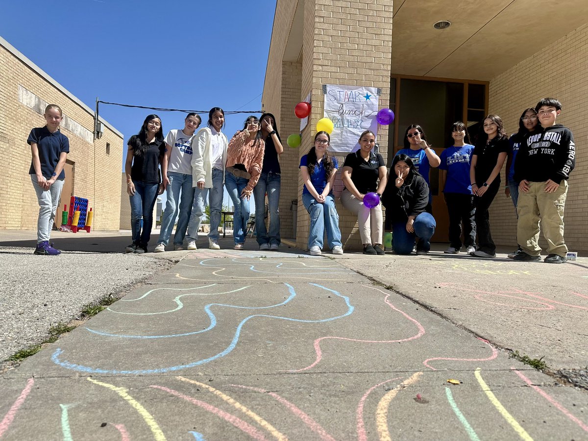 🎉STAAR lunch Rally 🌟
Shoutout to the Spirit Club! 💙🐾