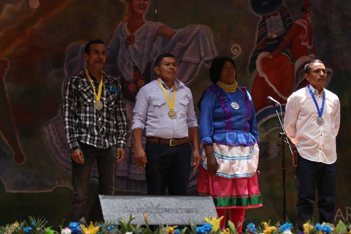 HersiliaCM's tweet photo. La oratoria, el arte de la palabra, hizo vibrar el teatro Aquiles Córdova Morán en el tercer dia de actividades de la #EspartaqueadaCultural2025. 

Desde el municipio de #Tepexco nuestro compañero Cornelio Barranco nos representó con fuerza y orgullo. https://t.co/rnVnnjH7Eb