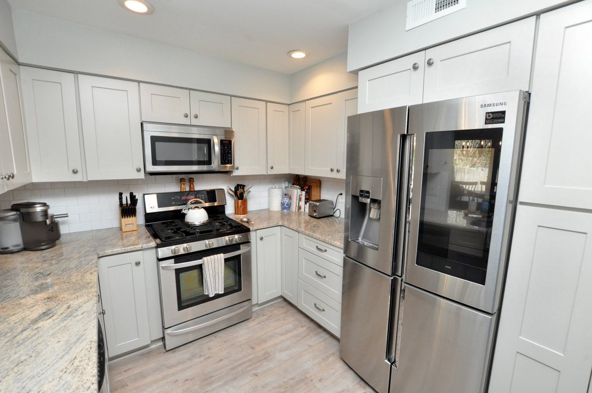 MicheleNJRealty's tweet photo. 💥𝒥𝒰𝒮𝒯 𝐿𝐼𝒮𝒯𝐸𝒟!💥
𝗕𝗲𝗮𝘂𝘁𝗶𝗳𝘂𝗹𝗹𝘆 𝗨𝗽𝗱𝗮𝘁𝗲𝗱 𝟯 🛌 𝟮.𝟱 🛁 𝗧𝗼𝘄𝗻𝗵𝗼𝗺𝗲 𝗶𝗻 𝗽𝗼𝗽𝘂𝗹𝗮𝗿 𝗧𝗵𝗲 𝗟𝗮𝗸𝗲𝘀 𝗰𝗼𝗺𝗺𝘂𝗻𝗶𝘁𝘆 𝗶𝗻 𝗠𝗼𝘂𝗻𝘁 𝗟𝗮𝘂𝗿𝗲𝗹!
𝗢𝗳𝗳𝗲𝗿𝗲𝗱 𝗮𝘁 $𝟰𝟭𝟰,𝟵𝟬𝟬 🏡 https://t.co/pklxJeeKhN