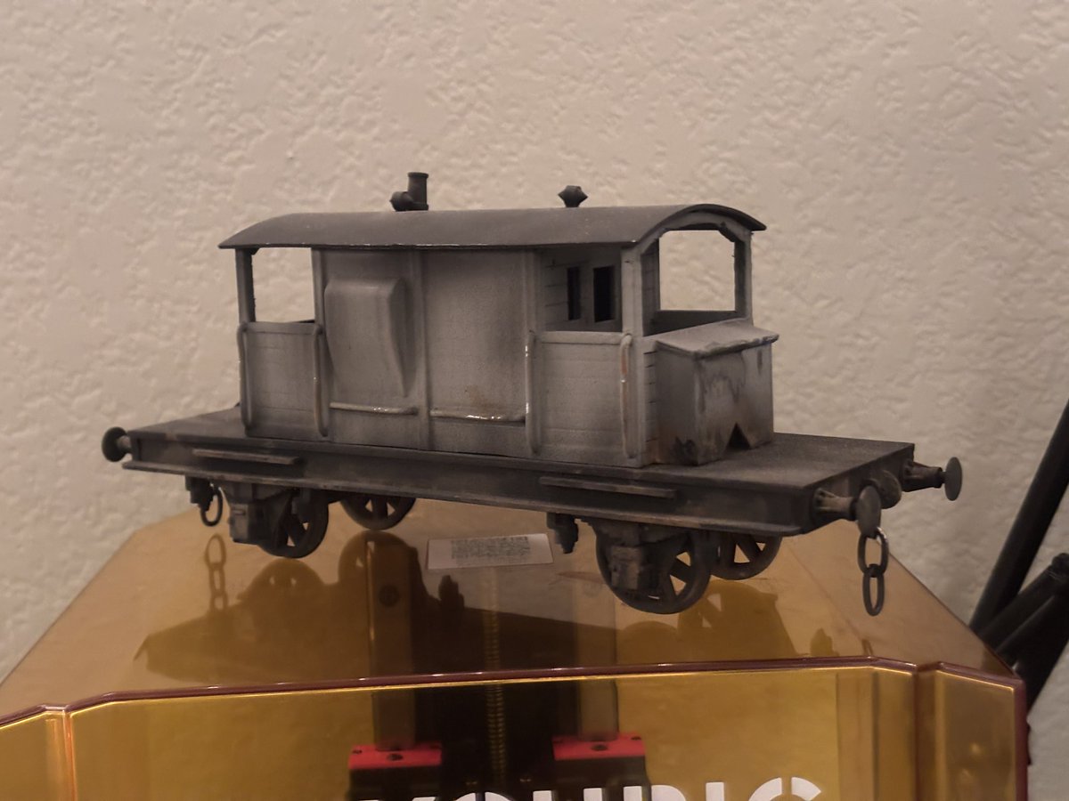 ThomasModelSale tweet picture