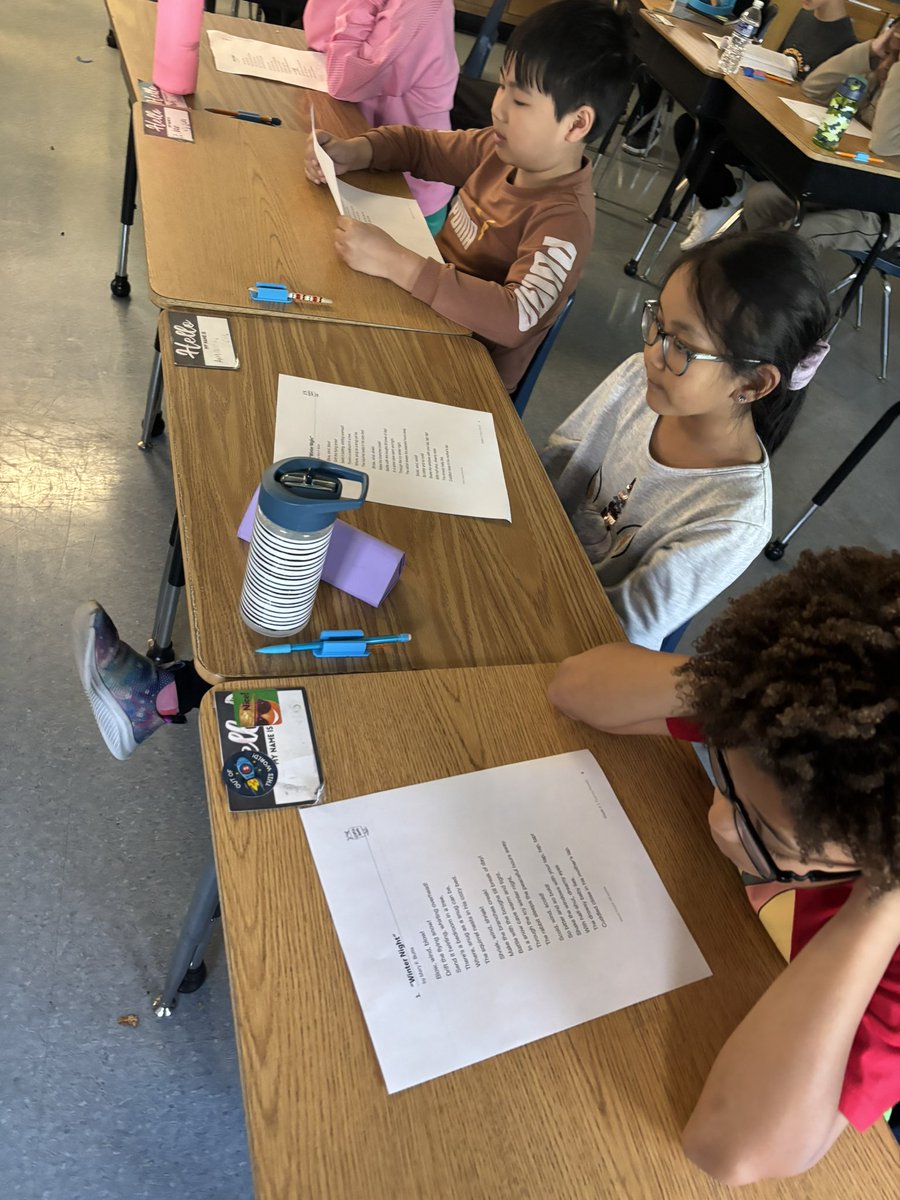 Third graders are listening and practicing differentiated fluency passages before recording their oral presentations! <a href="/gbparkaacps/">Glen Burnie Park</a> <a href="/AACountySchools/">AACPS</a> <a href="/AACPS_CI/">AACPS C&I</a>
