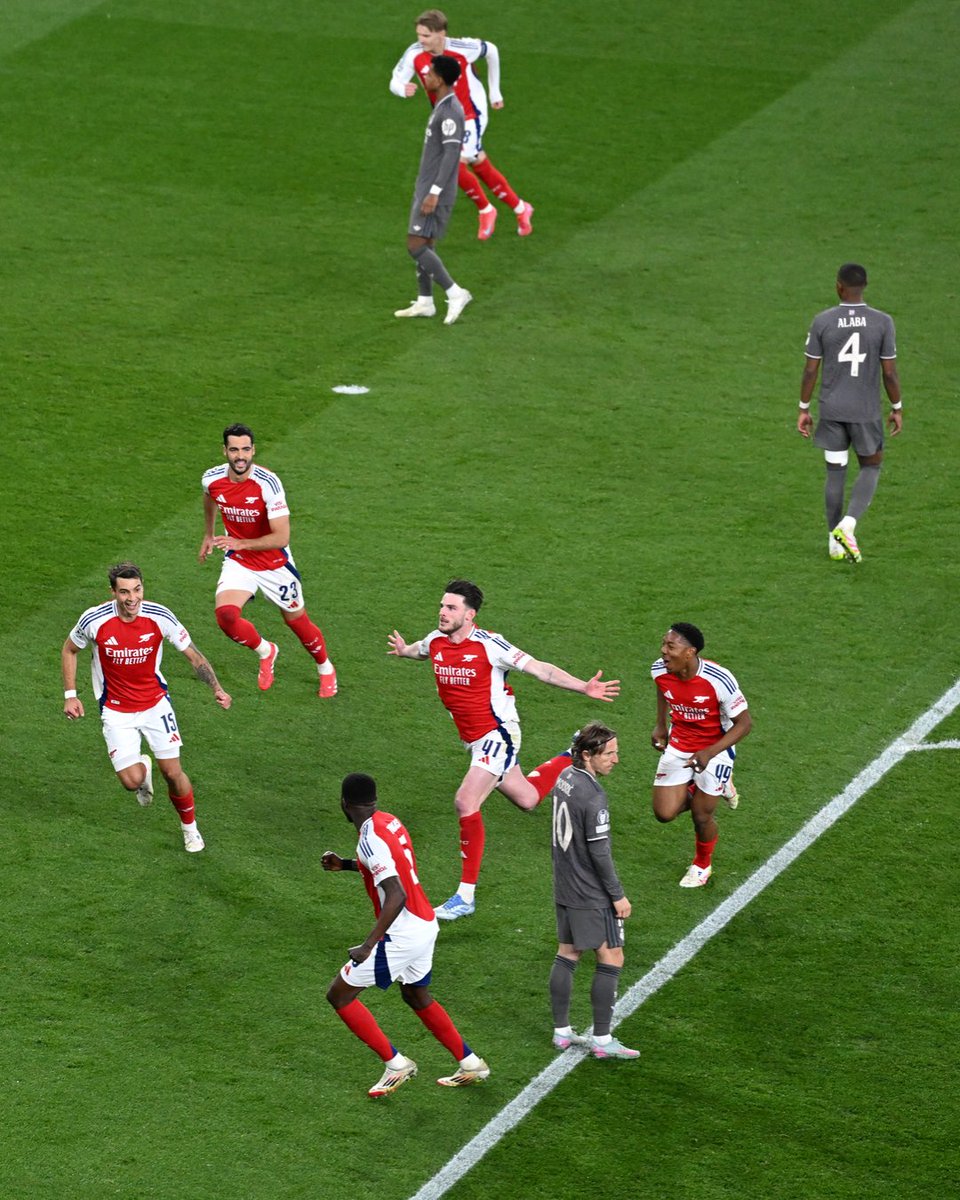 Declan Rice has done it again 🤯

Two free-kicks from Rice, two goals ✌️