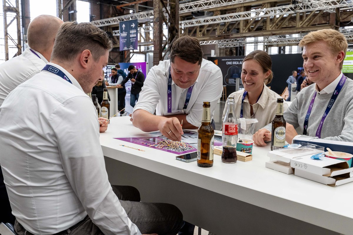 ControllingSum's tweet photo. Jedes Jahr schafft es der Controlling Summit, die Teilnehmer vor Ort zusammenzuschweißen! 🤝

Das ist nicht nur im Rahmen spannender Gespräche der Fall, sondern ebenfalls bei gemeinsamen Spielen.😊

#controllingsummit #accounting #controlling https://t.co/8GDInGsnZ7