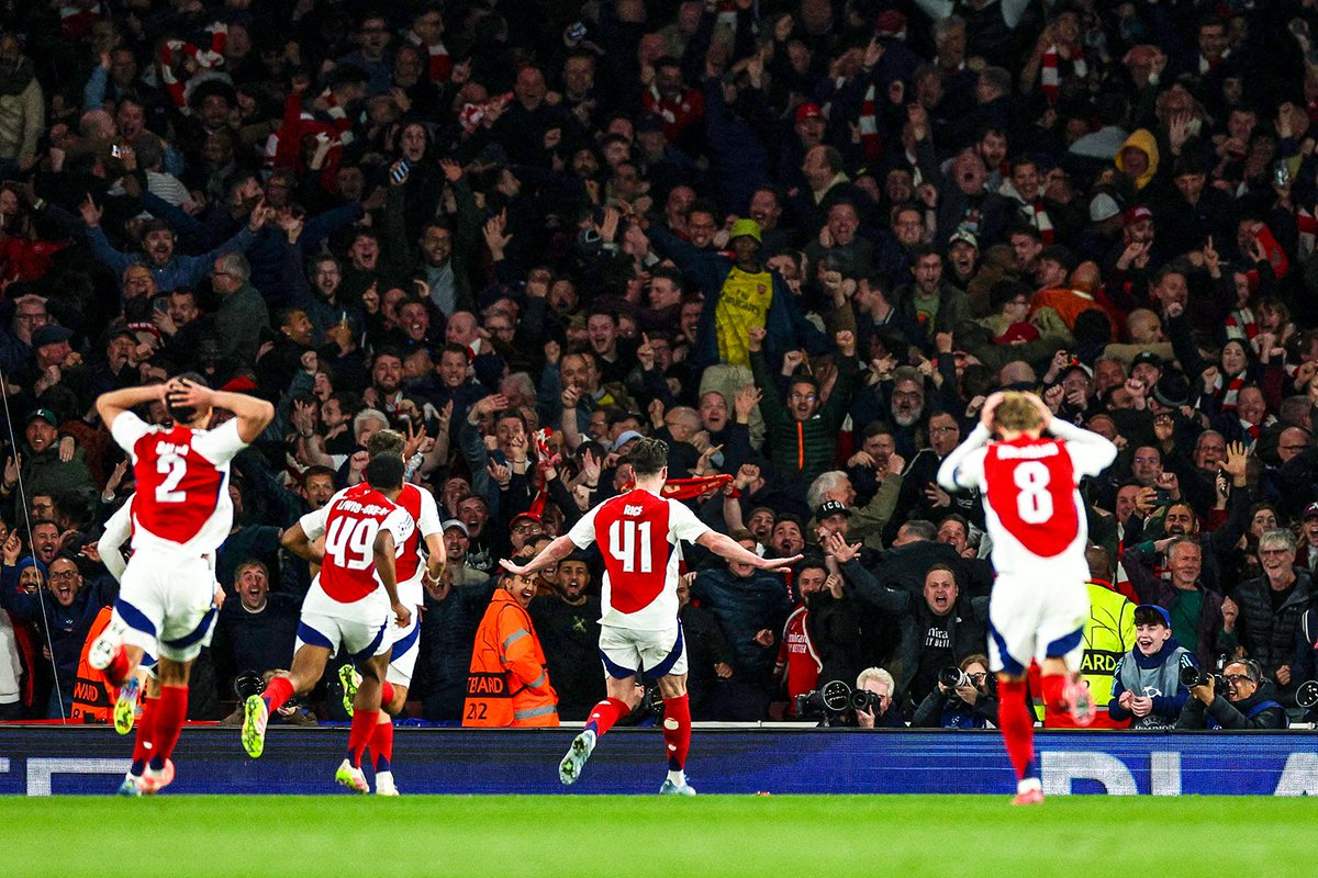 brfootball's tweet photo. Saliba and Ødegaard couldn't believe it, either 🫢 https://t.co/ZXCAbu0MIQ