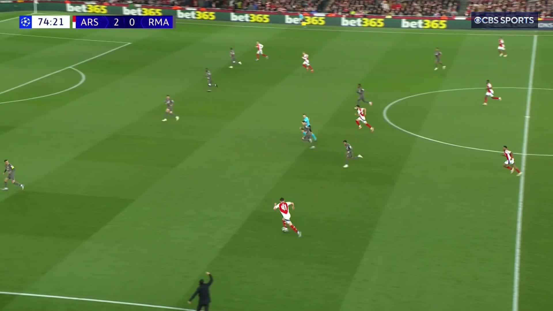 MIKEL MERINO WITH A SWEET STRIKE TO PUT ARSENAL THREE GOALS UP 💥THE EMIRATES IS ROCKING 🔊