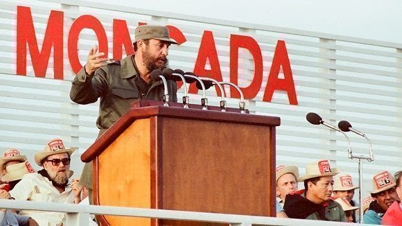 Fidel: “El espíritu autocrítico, la incesante necesidad de estudiar, observar y reflexionar, son a mi juicio características de las que no puede prescindir ningún cuadro revolucionario."
#LaHabanaViveEnMí 
#LaHabanaDeTodos