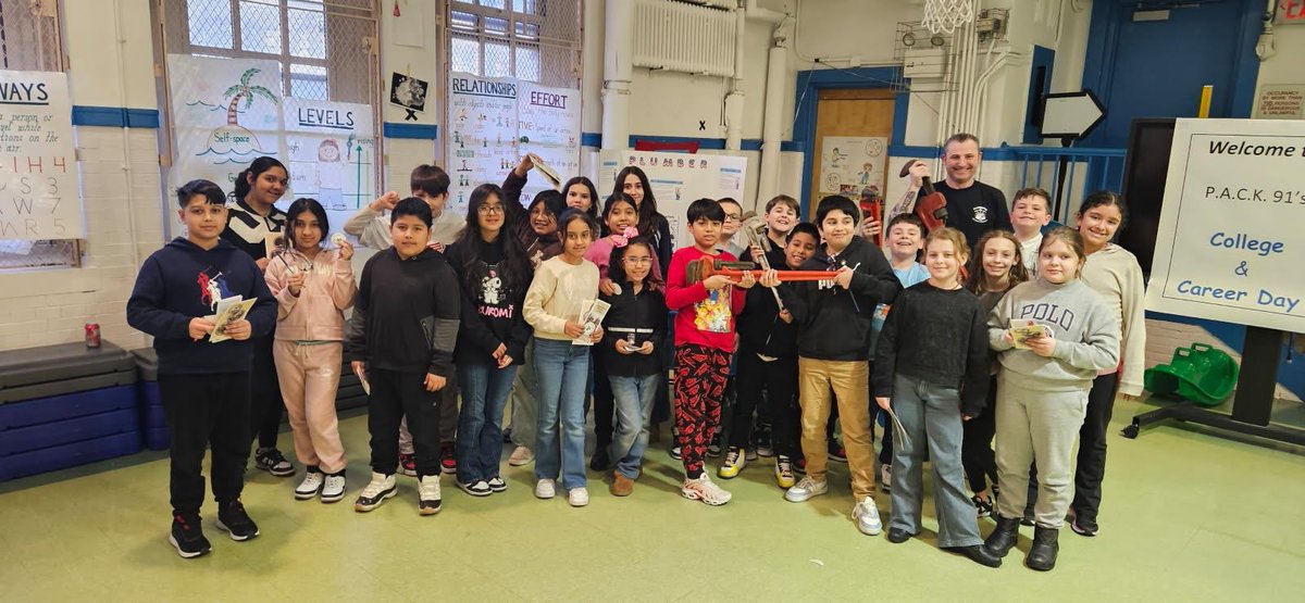 Thank you to everyone who participated in career day at the PACK.
#onepackmanypawprints
#WhyNotPACK
<a href="/NYC_District24/">Anthony Rivera-School District 24</a> <a href="/DOEChancellor/">Chancellor Melissa Aviles-Ramos</a>