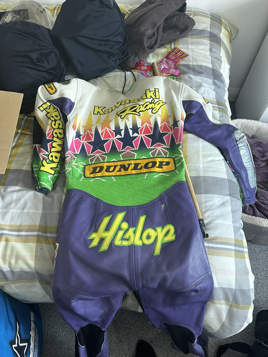 Aaron Hislop tweet media