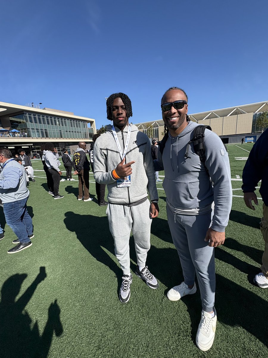 WillJacksonQB3's tweet photo. Amazing experience @UCLAFootball spring practice, WOW! 🔥 So much energy and talent on the field. The future is bright in Westwood! 🐻🏈 Shoutout to @DeShaunFoster26 @CoachTSunseri @EBieniemy ! #UCLA #Football  #GoBruins
⏬⏬⏬⏬⏬⏬⏬⏬⏬⏬⏬⏬⏬⏬⏬
@COACH217ROLAND @QBOCCoachAlford @CamdenRecruits @LUmm55 @ChadSimmons_ @QBHitList