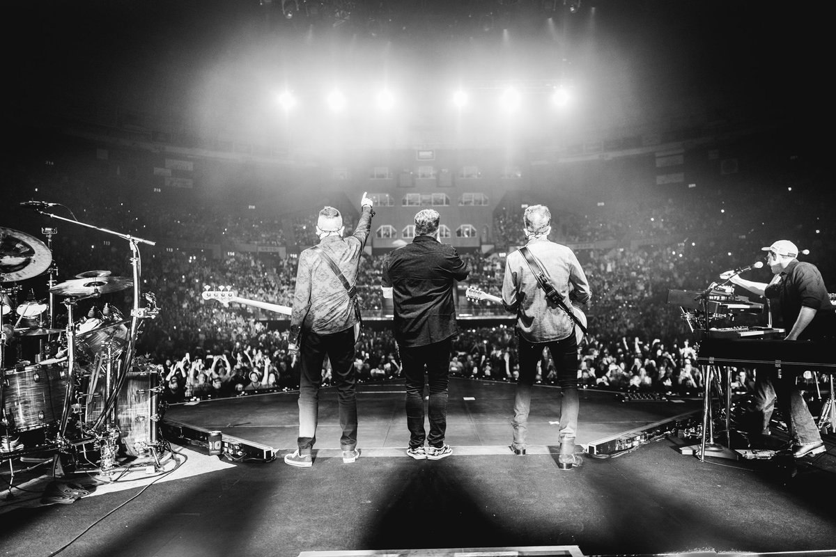 Jay DeMarcus tweet media
