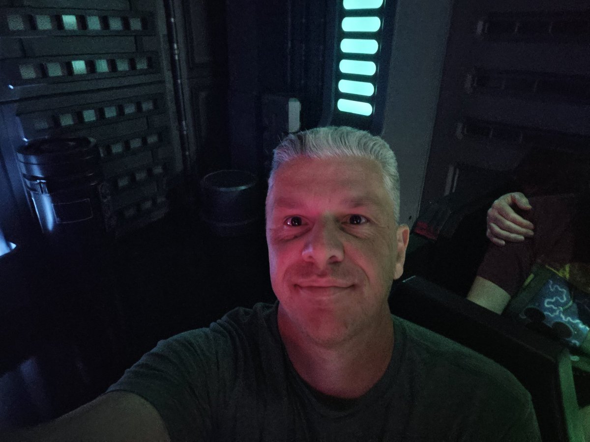 FallsAdventurer's tweet photo. Ride # 40 Star Wars: Rise of the Resistance
Single rider for this is great, actually. Extended time in the Trooper room, and our guide was specific about us being "Solo Spies"
#adventureisoutthere #ridechallenge #wdw https://t.co/cvZbEx9cxq