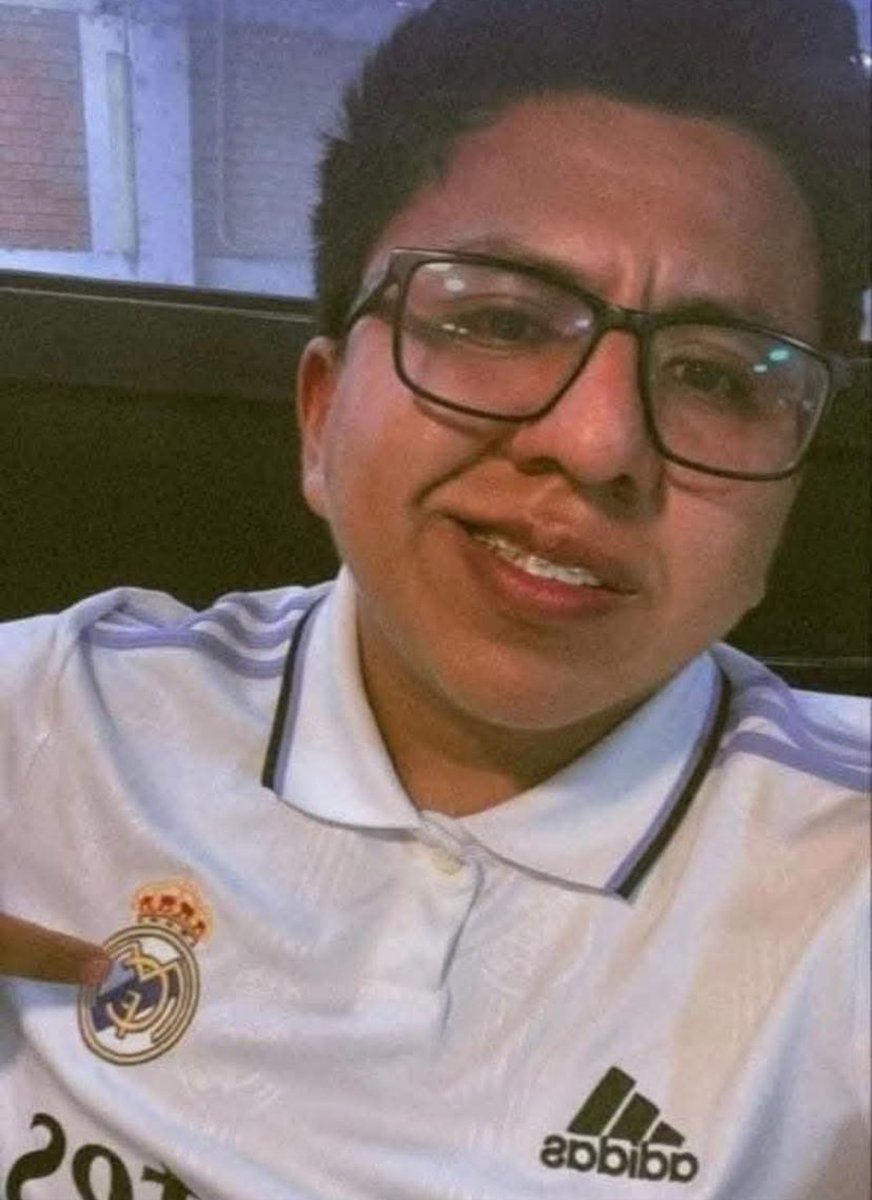 CompostelaFC's tweet photo. El Arsenal festejando una victoria 🤣🤣

Pinches pendejos ustedes no tienen 15 champions guácala

HALA MADRID PAPAAAA🤍👑 https://t.co/OzkuvEennq