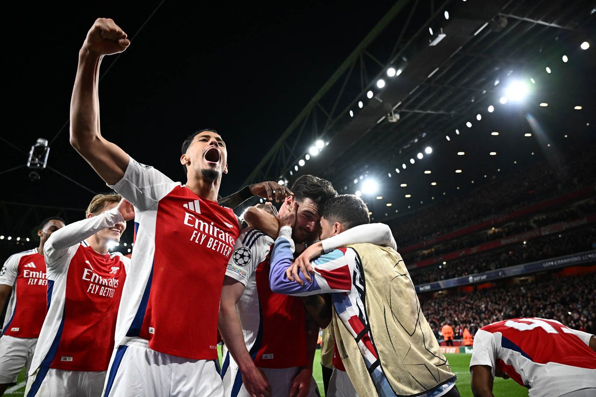 IDGoonerscom's tweet photo. FT: Arsenal 3-0 Real Madrid. 

ARSENAL BISA MGALAHIN RAJA UCL TANPA STRIKER PULA! ALHAMDULILLAH YA ALLAH. Modal yang sangat-sangat bagus buat leg ke-2. THANK YOU! @Arsenal! ❤️❤️ https://t.co/PEP5d06Xnf