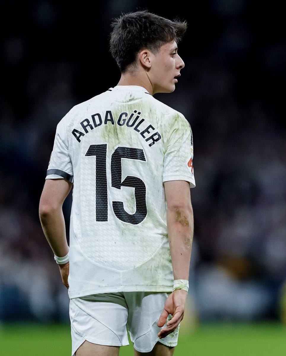 similveysel's tweet photo. Real Madrid Arda Güler i heba etmeye devam ediyor..!

Bu gidişte elinden de kaçıracaklar maalesef..!

Arsenal https://t.co/vJR2fcmldL