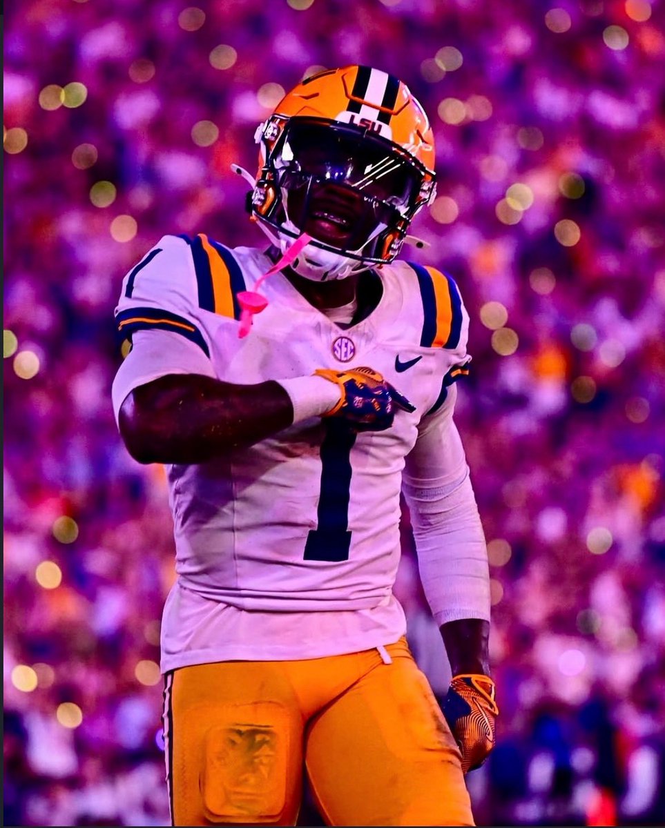 DeAnthony “3⭐️” Lafayette 6’1 230 OLB/EDGE (@deanthony2_18) on Twitter photo #AGTG Blessed to recieve an offer from Coach Peoples to play at <a href="/LSUfootball/">LSU Football</a> <a href="/daubrey52/">David Aubrey</a> <a href="/trenchmenAC/">Aaron Tank Jones</a> <a href="/JohnGarcia_Jr/">John Garcia, Jr.</a> <a href="/BrianDohn247/">BrianDohn247</a> <a href="/TomLoy247/">Tom Loy</a> @ChadSimmons <a href="/SWiltfong_/">Steve Wiltfong</a> <a href="/On3Keith/">Keith Niebuhr</a> <a href="/chadmavety55/">Coach Chad Mavety</a> #AGTG Blessed to recieve an offer from Coach Peoples to play at <a href="/LSUfootball/">LSU Football</a> <a href="/daubrey52/">David Aubrey</a> <a href="/trenchmenAC/">Aaron Tank Jones</a> <a href="/JohnGarcia_Jr/">John Garcia, Jr.</a> <a href="/BrianDohn247/">BrianDohn247</a> <a href="/TomLoy247/">Tom Loy</a> @ChadSimmons <a href="/SWiltfong_/">Steve Wiltfong</a> <a href="/On3Keith/">Keith Niebuhr</a> <a href="/chadmavety55/">Coach Chad Mavety</a>