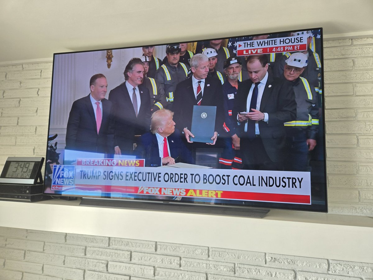 Robby Mills (@robbymillsforky) on Twitter photo I'm sitting in my home office watching <a href="/realDonaldTrump/">Donald J. Trump</a> sign executive orders that will reinvigorate the coal industry and overall energy reliability in the U.S.!
Proud to have been leading on this issue with my colleagues of <a href="/KYSenateGOP/">KY Senate Majority</a> for the last 3 years!! I'm sitting in my home office watching <a href="/realDonaldTrump/">Donald J. Trump</a> sign executive orders that will reinvigorate the coal industry and overall energy reliability in the U.S.!
Proud to have been leading on this issue with my colleagues of <a href="/KYSenateGOP/">KY Senate Majority</a> for the last 3 years!!
